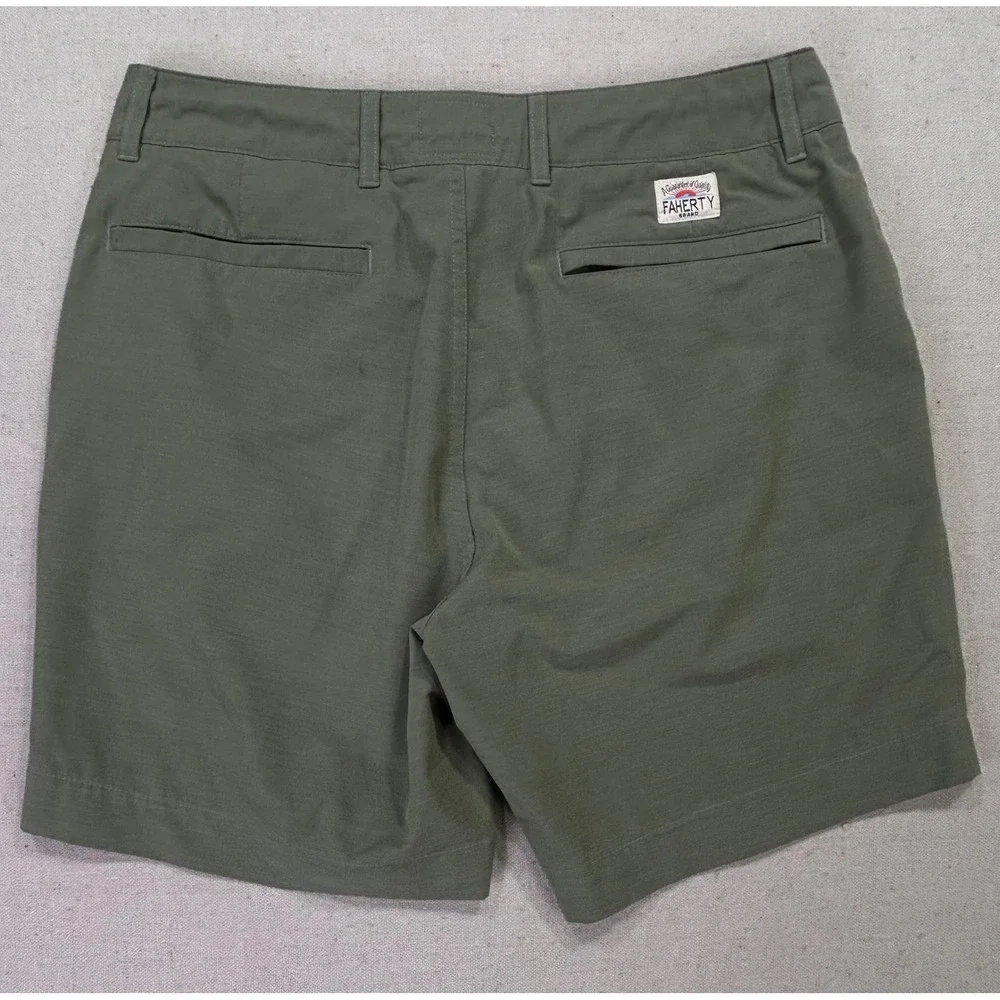Faherty All Day Shorts Mens 30 Olive Green Hybrid Stretch Recycled Quick Dry 7in